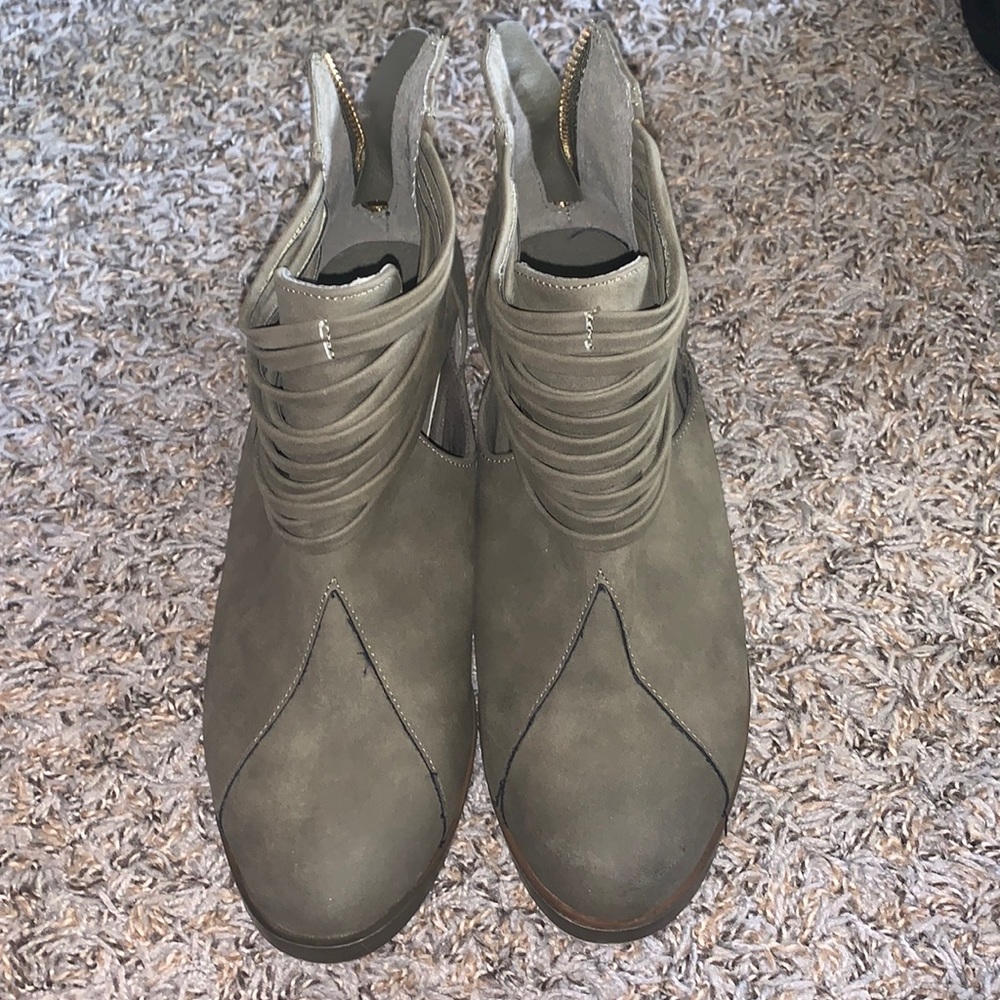 Cato Ankle Boots